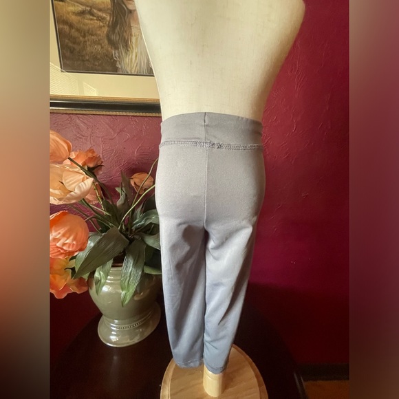 24M Body Glove kids gear, pink and white windbreaker coat and gray pants - Picture 4 of 10